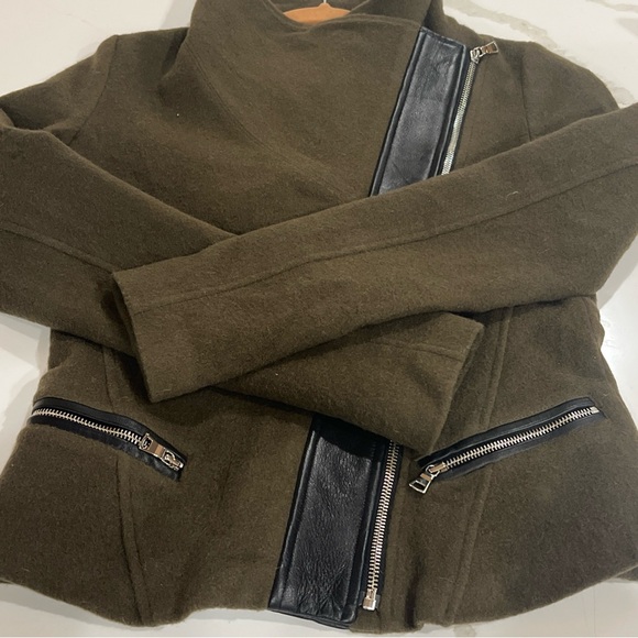 J’Amy Tarr Green Wool and Black Leather Funnel Neck Jacket size XS - Picture 6 of 9